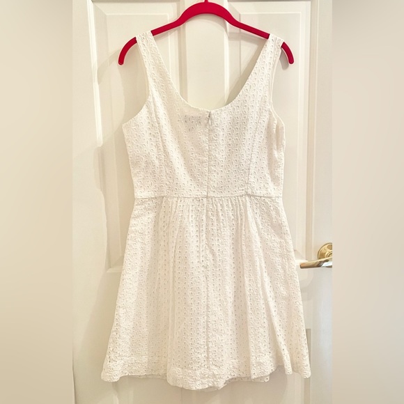 Vineyard Vines Eyelet Dress - Picture 4 of 6